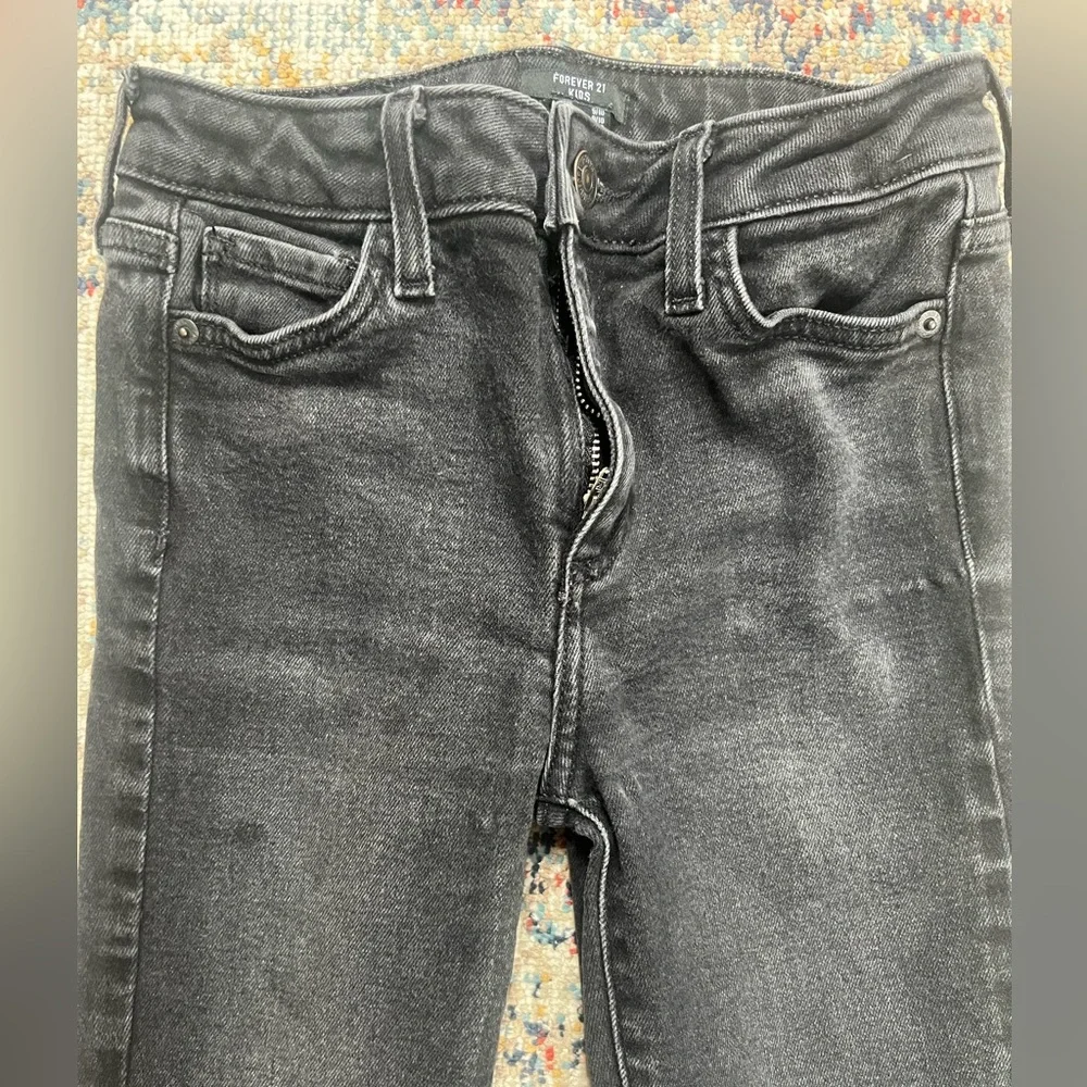 Girls Forever 21 Flared Jeans - Picture 5 of 8